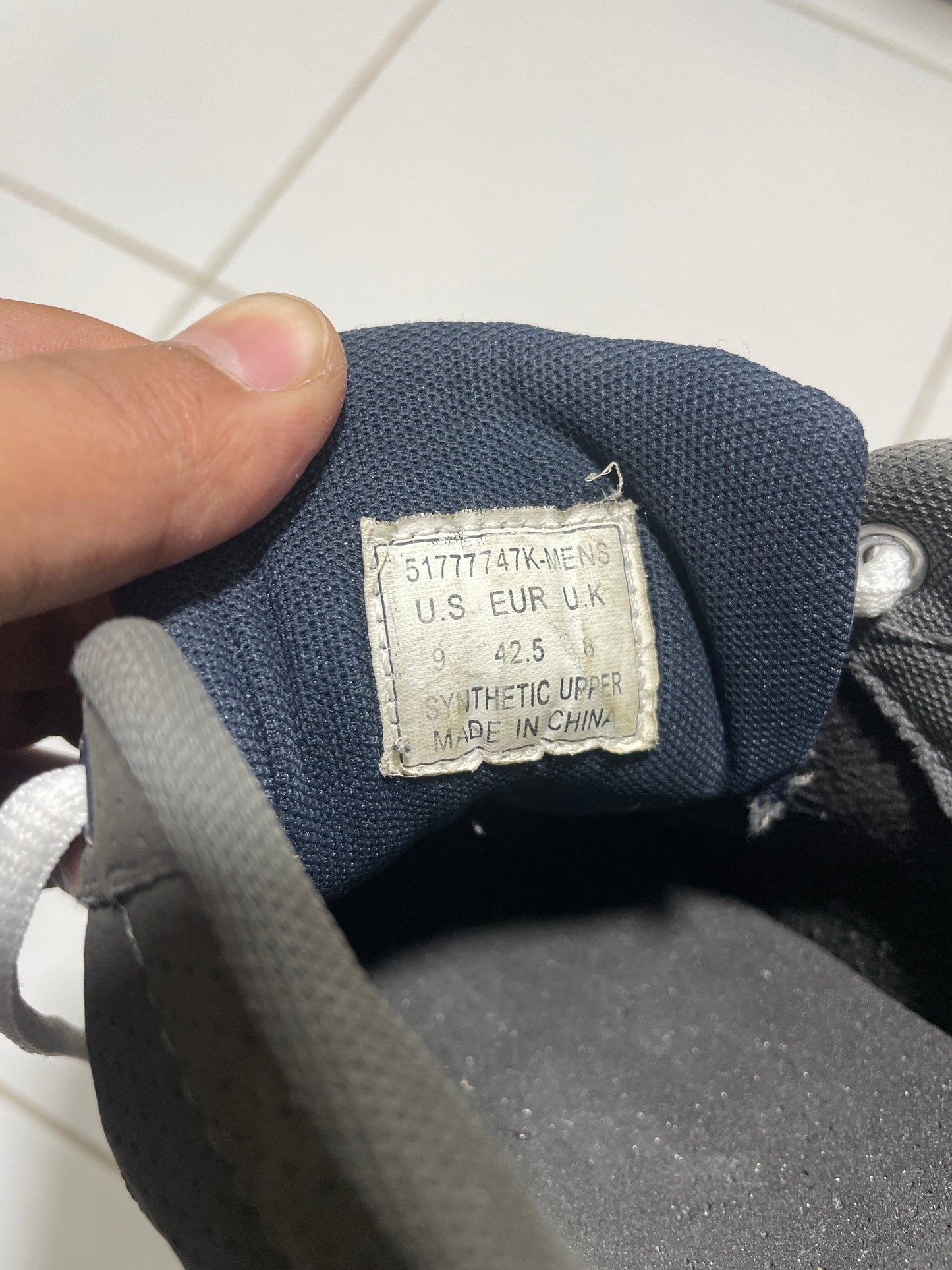 Levi's Mens Miles Perf