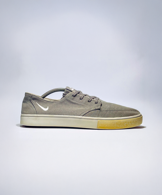 Grey Canvas Braata Lite Low Cut Sneake